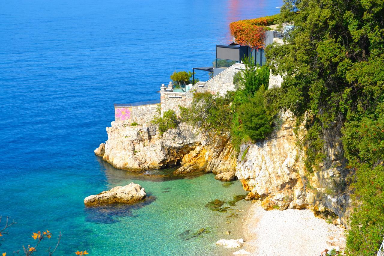 Anita Studio Apartment With Terrace Rijeka Ngoại thất bức ảnh